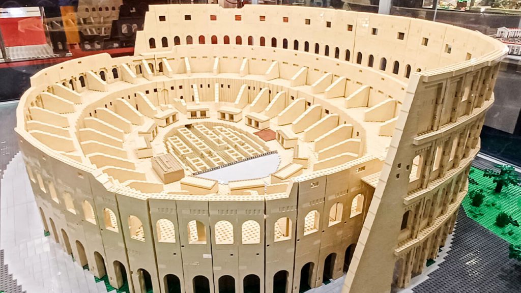 Colosseo Lego - mostre a Roma