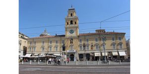 3 tour nel nord Italia piazza Giuseppe Garibaldi Parma