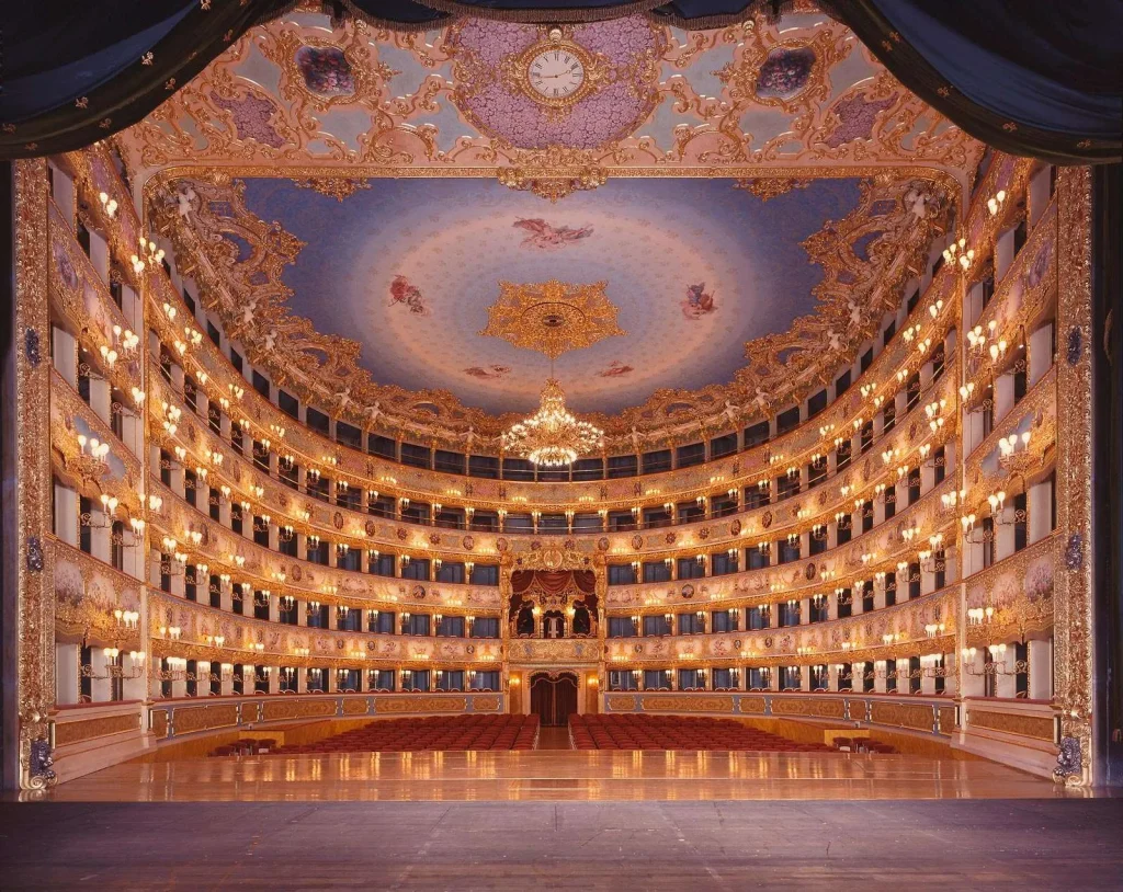 Il teatro la Fenice di Venezia è uno dei teatri italiani più importanti al mondo.
