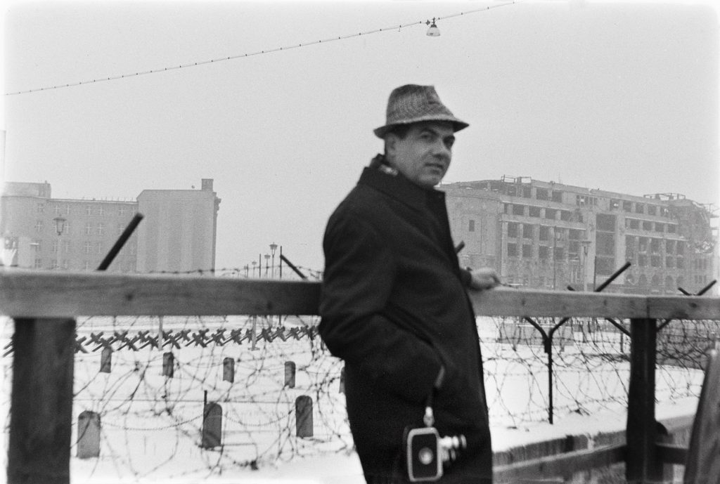 “Il cassetto segreto” Giuseppe Quatriglio, Berlino 1963
®Fondo Giuseppe Quatriglio