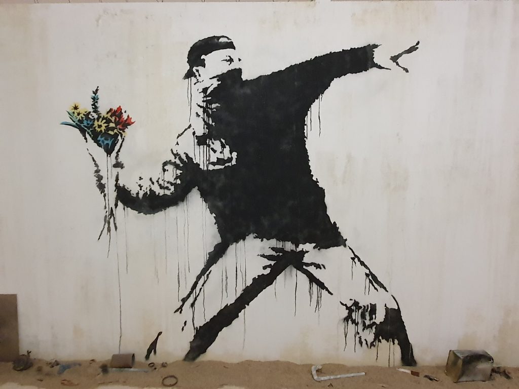 opera di Bansky a Gerusalemme 