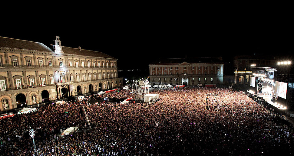 X Factor - Napoli, Piazza del Plebiscito