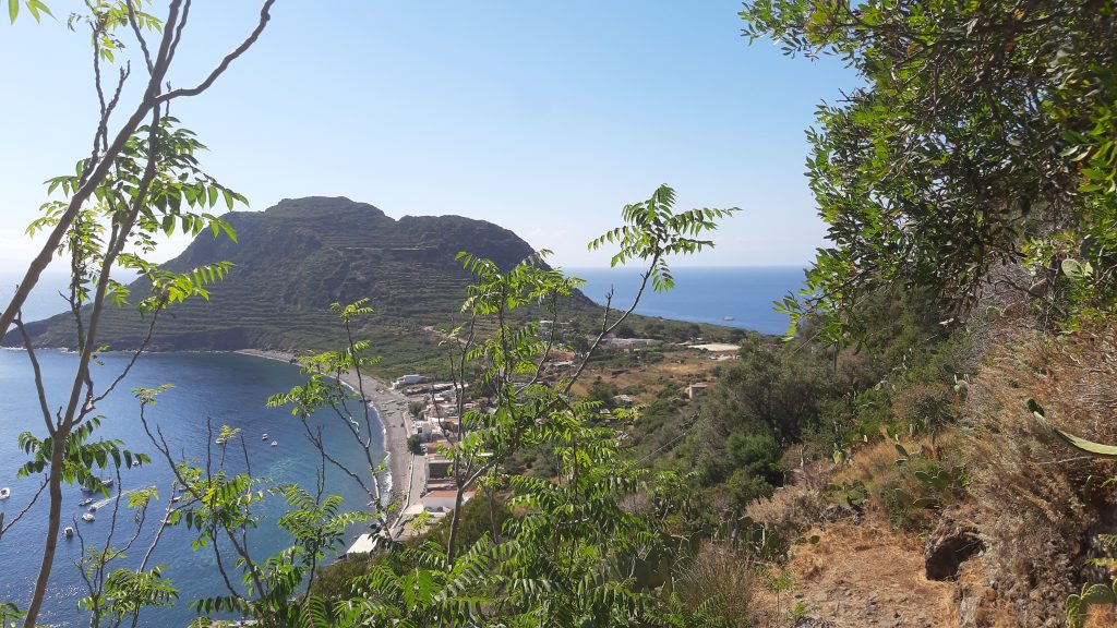 percorsi trekking selvaggi a Filicudi