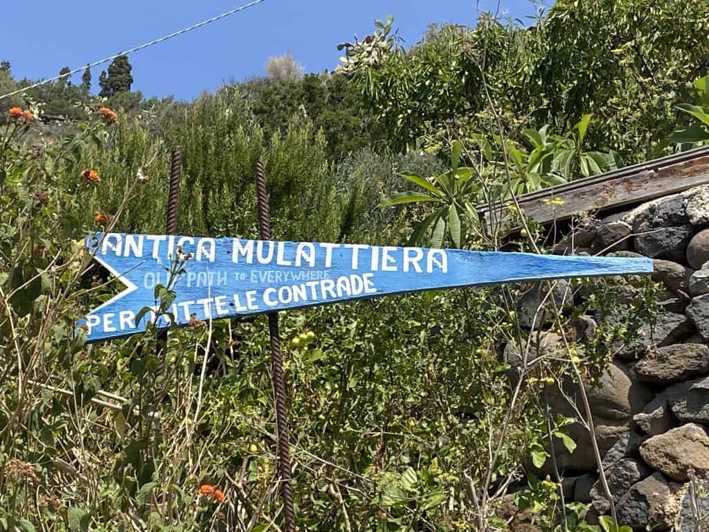 percorsi trekking selvaggi a Filicudi