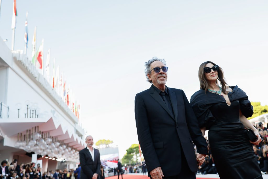 Venezia 81, Tim Burton e Monica Bellucci - Ph. Jacopo Salvi