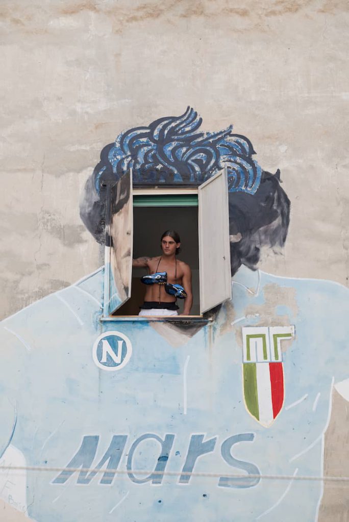 Nike - Andrea Cannavaro al murales di Maradona per la campagna promozionale