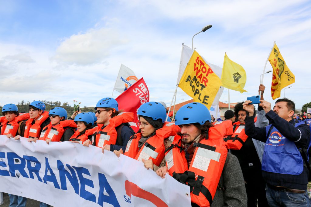 Manifestazione Mediterranea Saving Humans