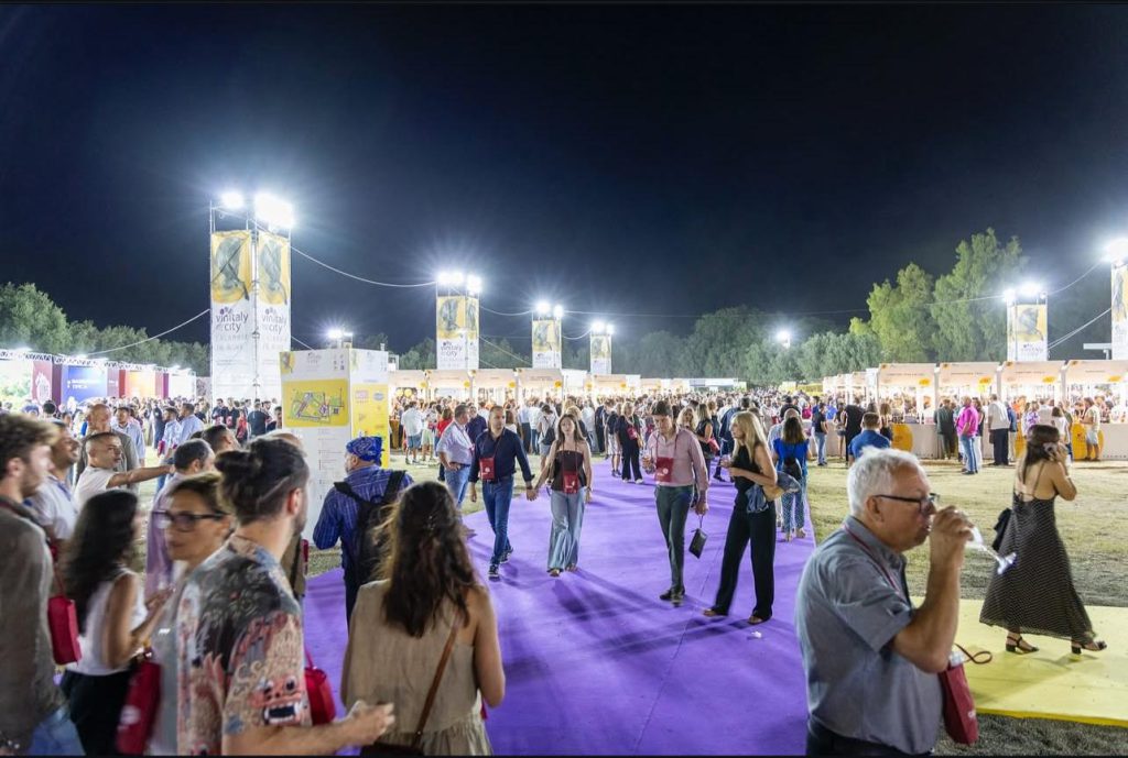 Inizio della fiera a Sibari 